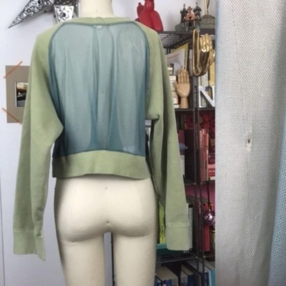 UO Silence Noise Mesh-Back Cropped Sweatshirt - Picture 2 of 8